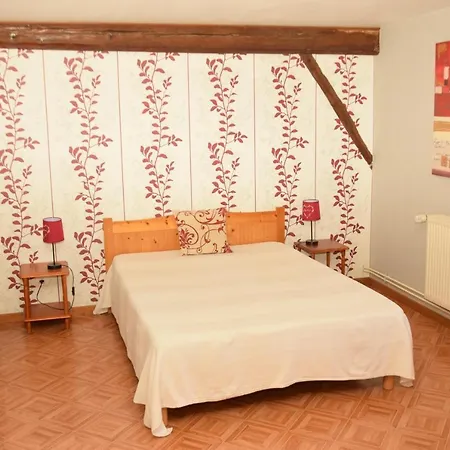 Holiday home Gite La Sente Des Vignes *