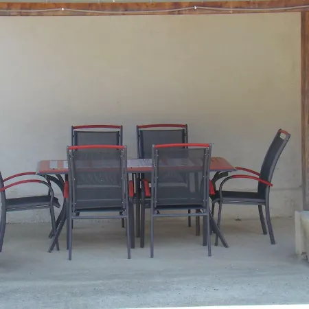 Gite La Sente Des Vignes Holiday home Hauteville (Marne)